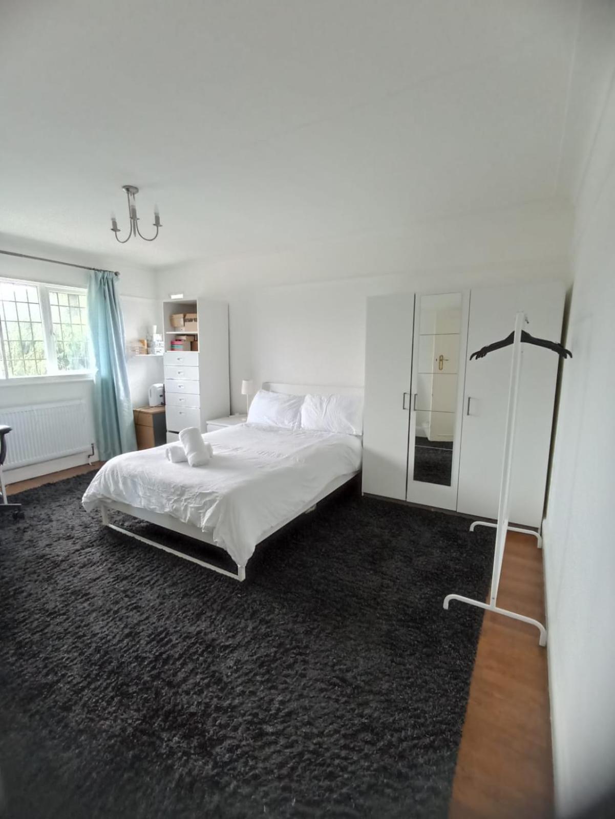 Large Family Home Near Richmond Park New Malden Exterior foto